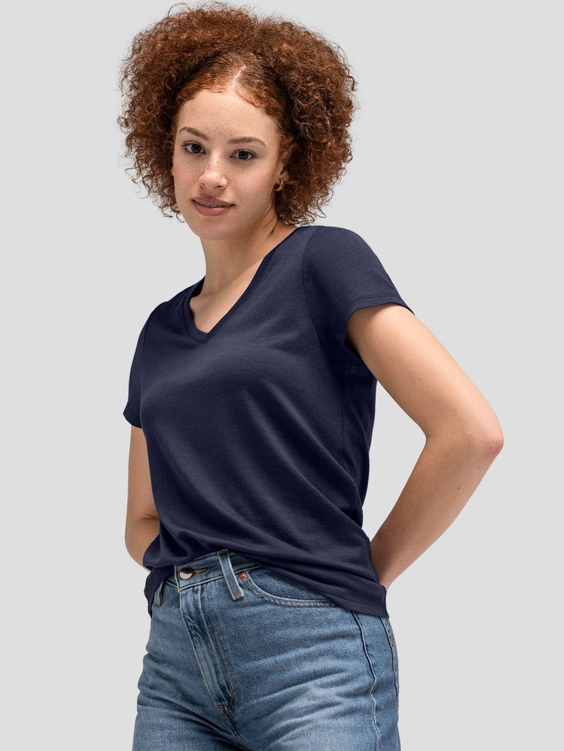 Women's Slim Travel Pants + T-Shirt Bundle